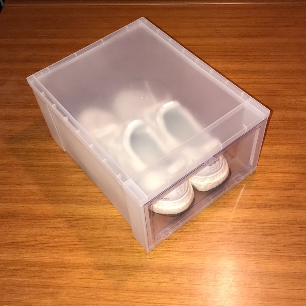 Men’s Drop Front Shoe Container